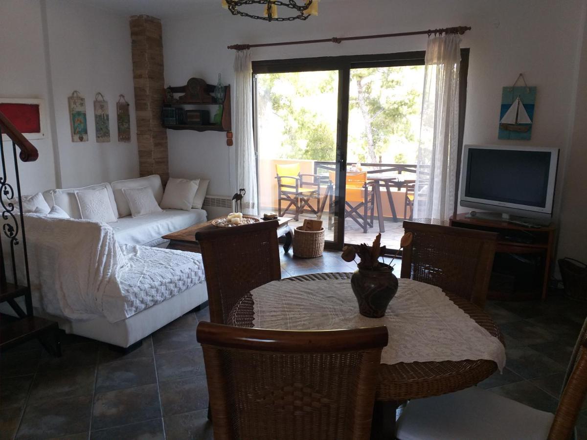 Minthi Villa Possidi Bagian luar foto