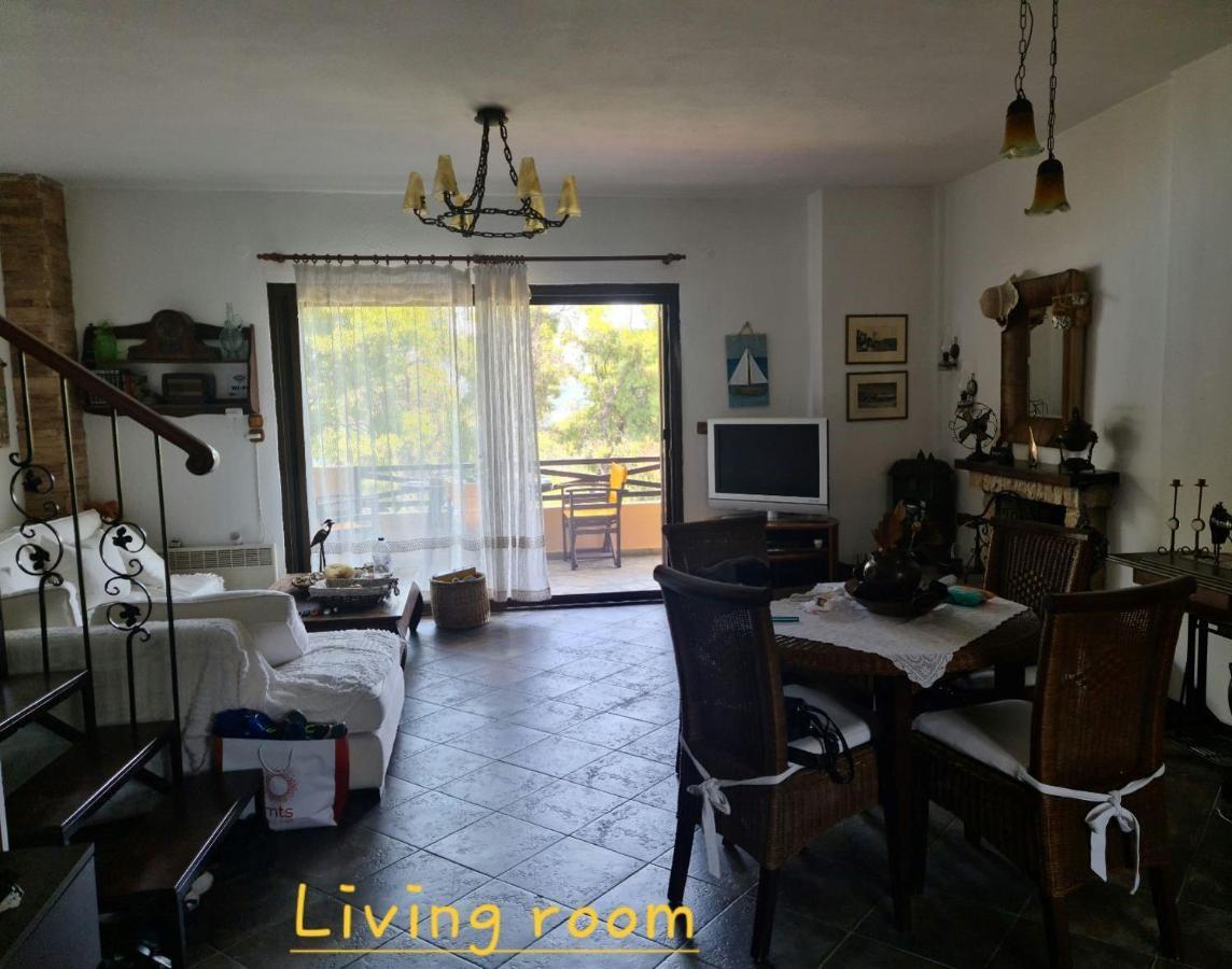 Minthi Villa Possidi Bagian luar foto