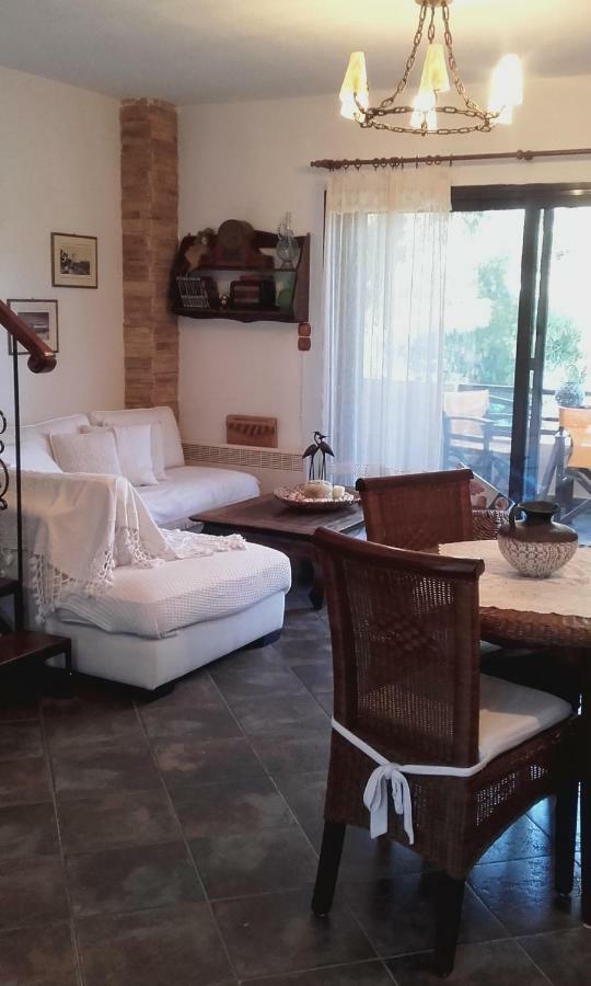Minthi Villa Possidi Bagian luar foto