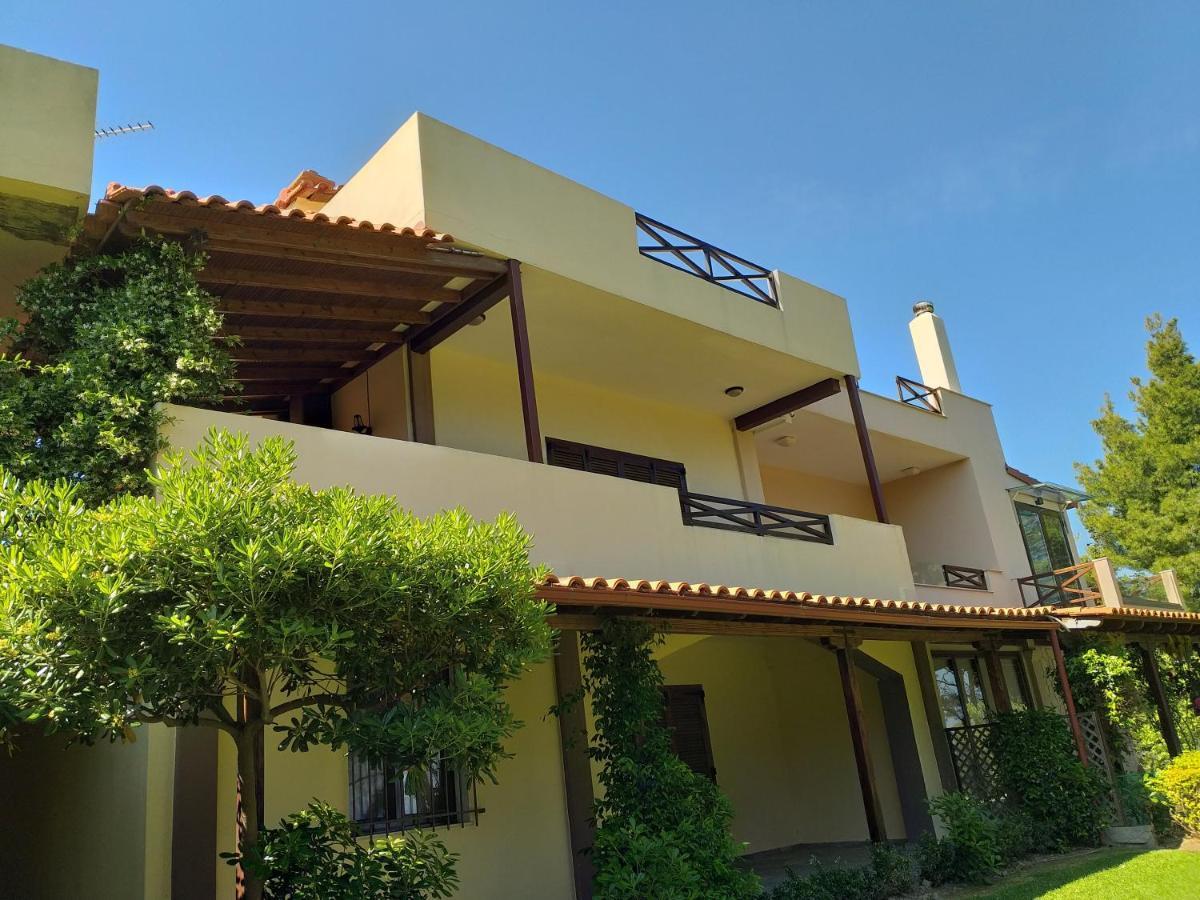 Minthi Villa Possidi Bagian luar foto